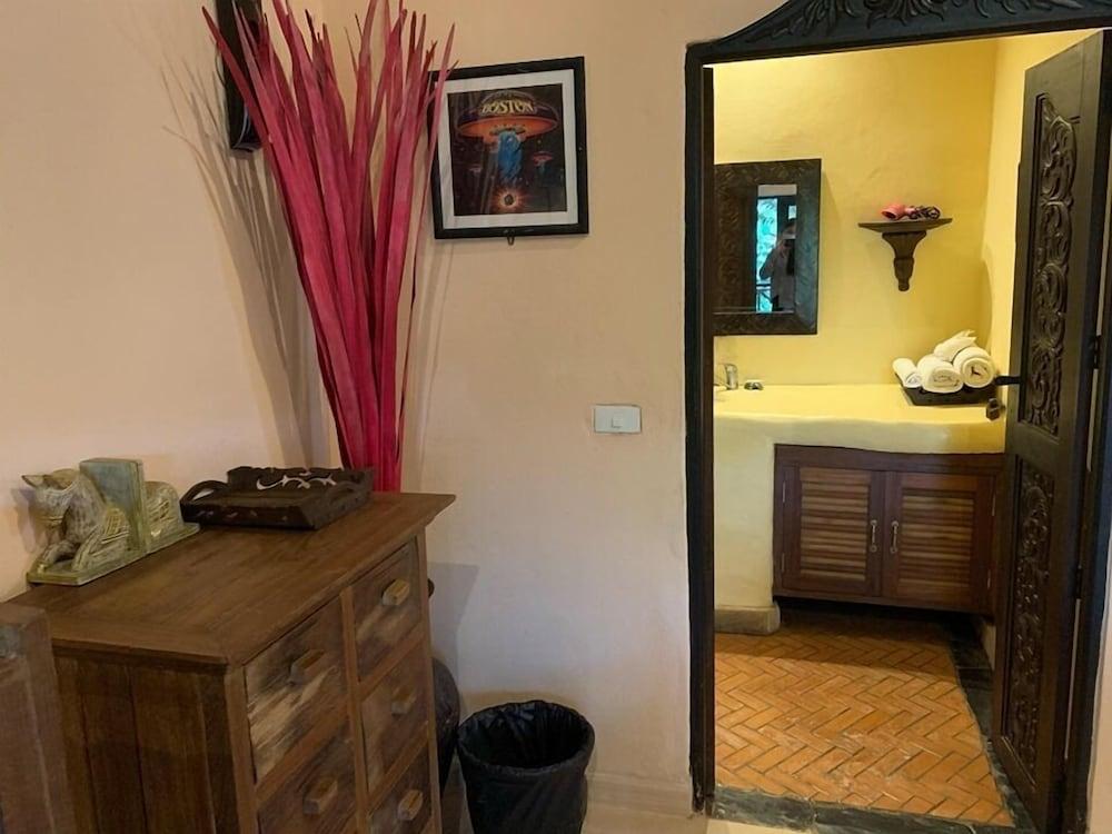 Nirvana Resort Koh Chang Bang Tao Beach エクステリア 写真